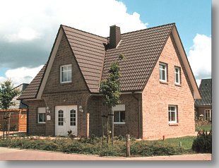 Einfamilienwohnhaus im Friesenhausstil mit ausgebautem Dachgeschoss